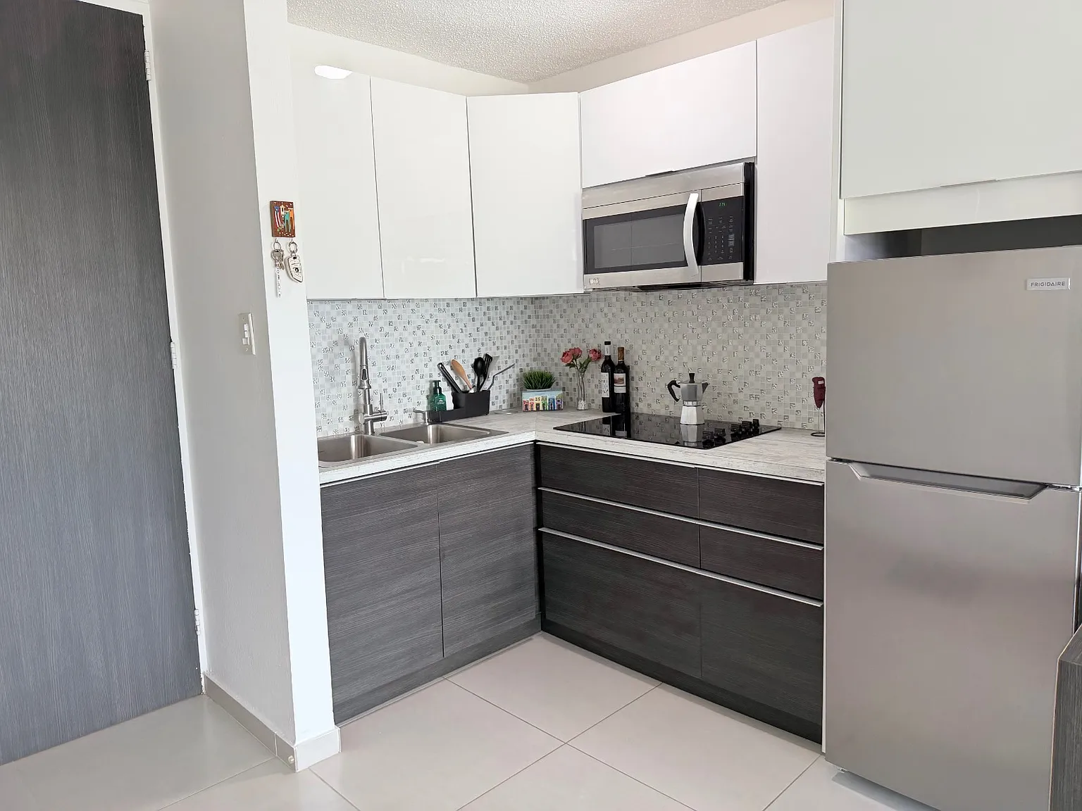 1 bed, 1.0 bath, 582 sqft, $2,000 — Photo 3