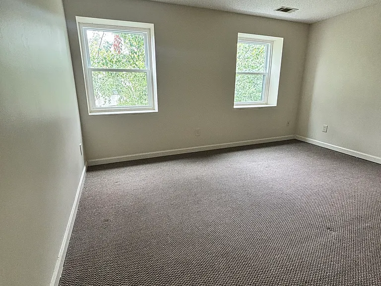 432 Judd Sq #432 — Photo 13
