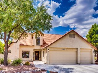 10935 N Broadstone Dr, Oro Valley, AZ 85737