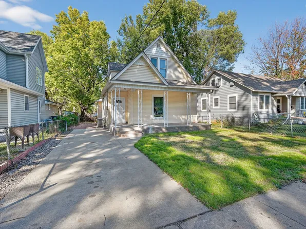 2305 Drake Park Ave, Des Moines, IA 50311