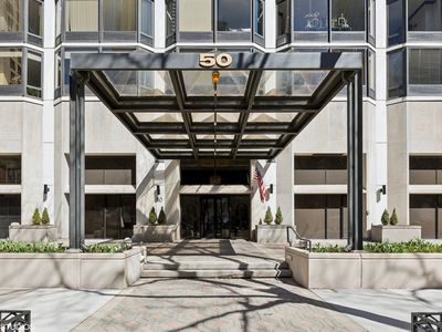 50 E Bellevue Pl APT 605, Chicago, IL, 60611