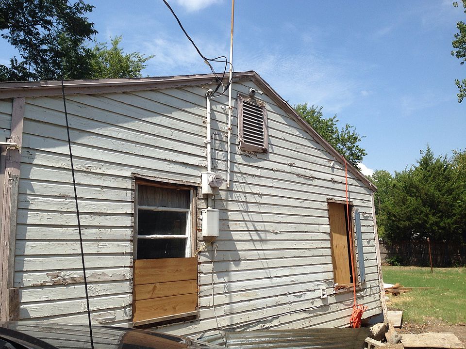 2nd image of 411 Anderson St