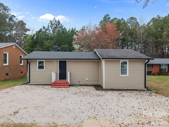 319 N Arnold St, Pageland, SC 29728