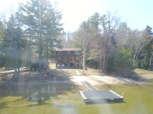 135 Wild Acres Road, Raymond, ME 04071