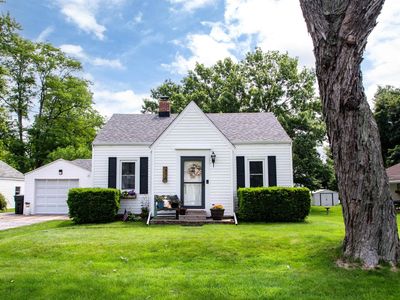 202 Esser St, Washington, IL, 61571