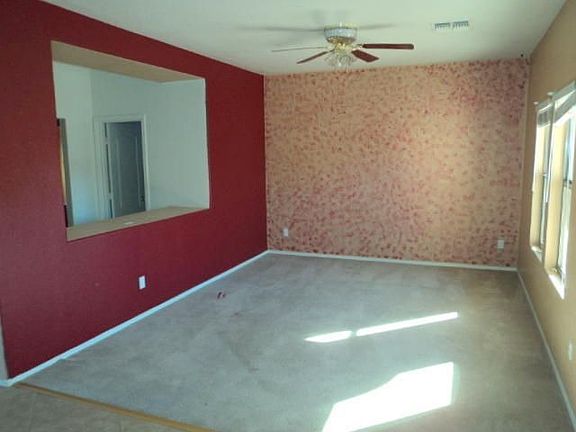 4th image of 2824 W Mineral Butte Dr