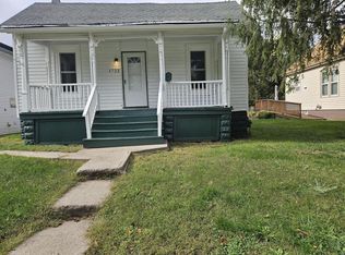 1722 S 9th St, Council Bluffs, IA 51501