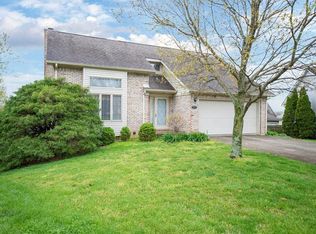 2012 Harvest Dr, Lexington, KY 40514