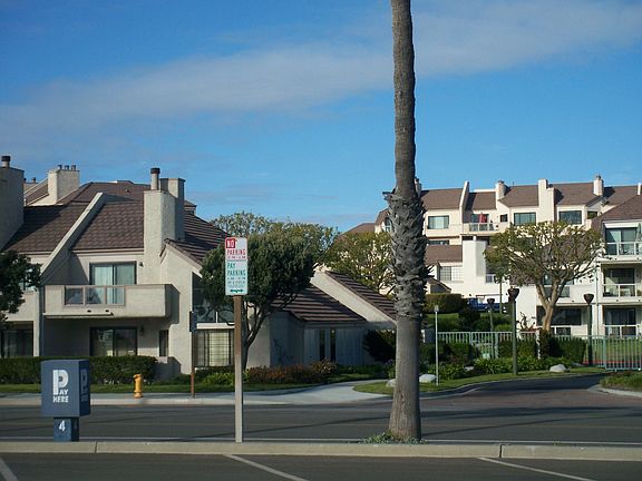 3rd image of 742 Island View Cir #2nd