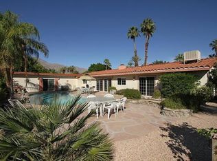 249 N Cerritos Dr, Palm Springs, CA 92262