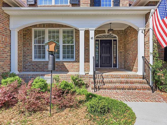 5th image of 45 Highwood Circle