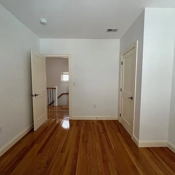 21 Wall St #2 — Photo 4