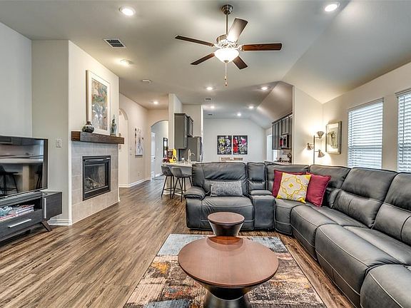 2nd image of 9301 Silver Dollar Dr