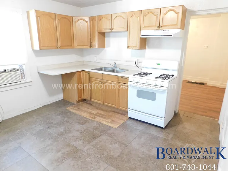 2992 S 8850 W — Photo 6