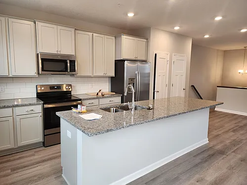 13644 Marsh View Trl Photo 1