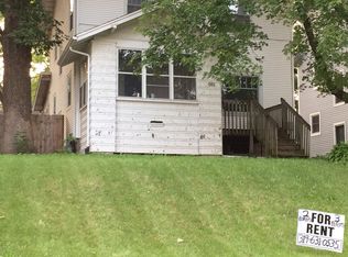 430 S Dodge St #2, Iowa City, IA 52240