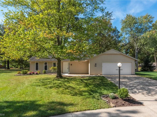 10776 Creek Stone Cir, Strongsville, OH 44149