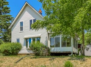 8352 N Granville Rd, Milwaukee, WI 53224