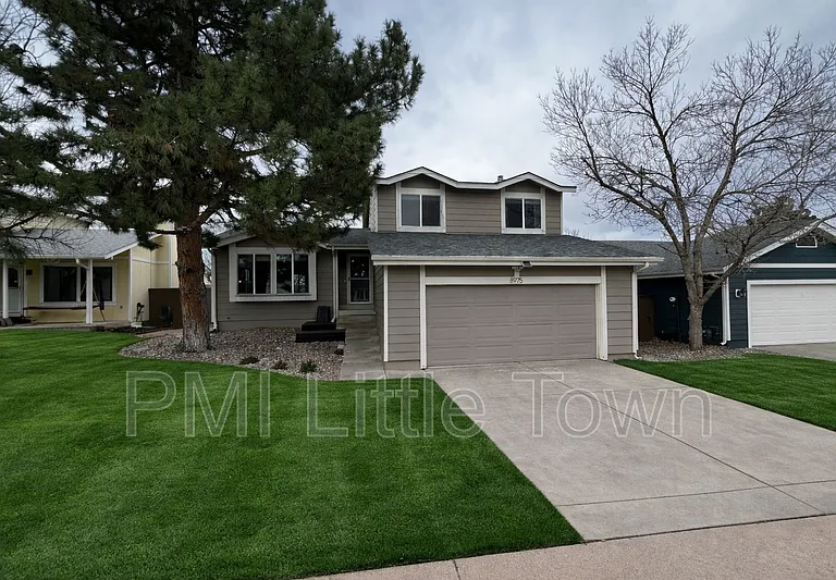 8975 S Coyote St — Photo 2