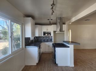 7395 Barberry Ave, Yucca Valley, CA 92284