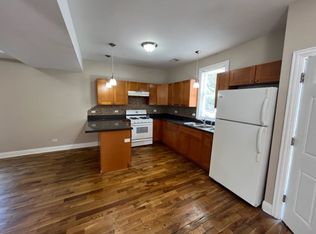 1801 W 21st St #CH, Chicago, IL 60608