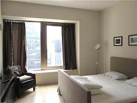 Rented by A & I Broadway | media 39