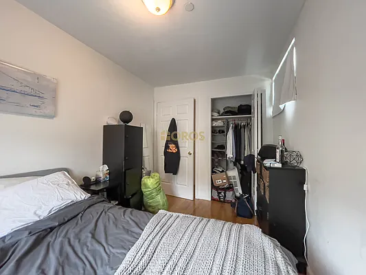 Rented by City Connections Realty | media 18