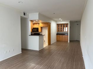 2 bedroom and 2 bath, Los Angeles, CA 90048