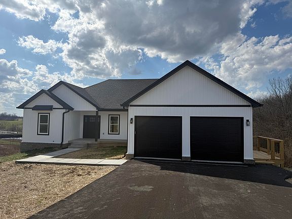 3rd image of 260 Cold Springs Dr