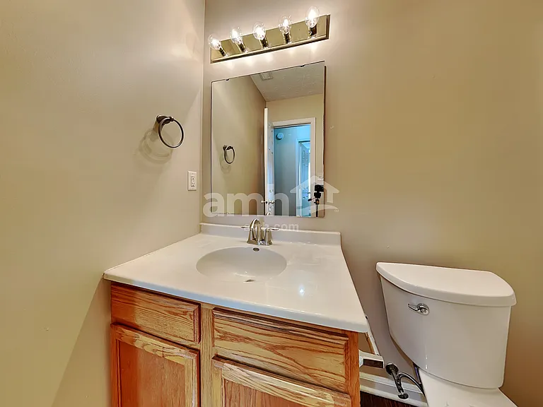 3416 Montgomery Dr — Photo 11