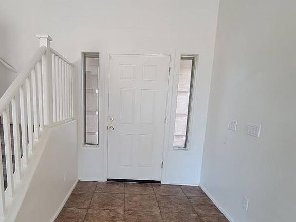 4th image of 44619 W Yucca Ln