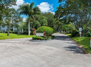 5047 Heatherhill Ln APT 4, Boca Raton, FL 33486