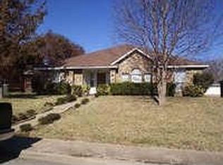 705 Azalea Dr, Desoto, TX 75115