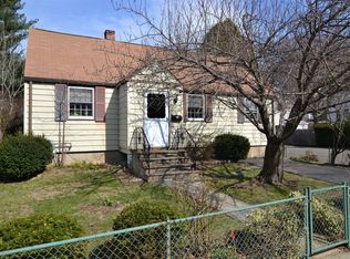 19 Bartlett Mnr, Norwalk, CT 06850