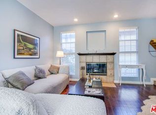713 N Sycamore Ave APT 4, Los Angeles, CA 90038