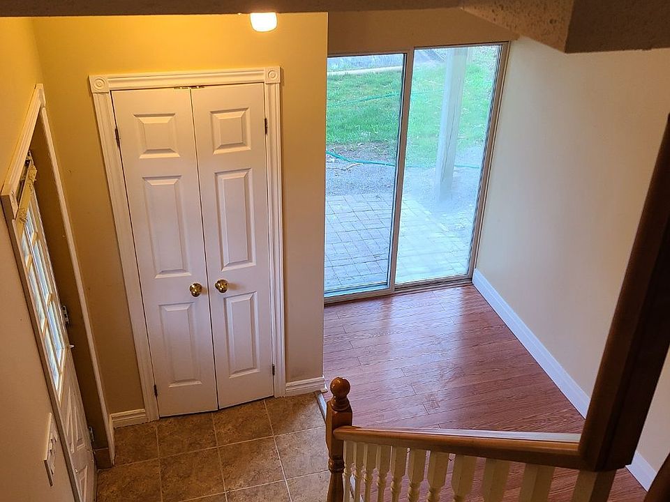 2216 Victoria St Innisfil, ON, L9S1K5 Apartments for Rent Zillow