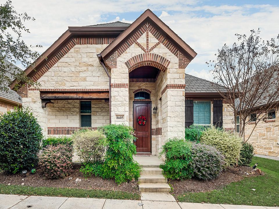 1st image of 8605 Gracewood Dr