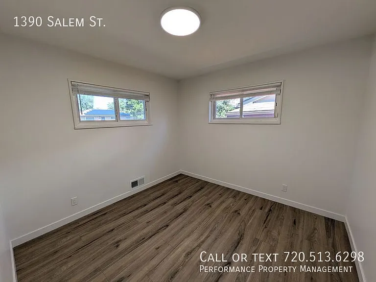 1390 Salem St — Photo 11