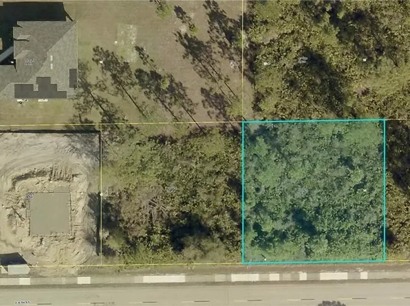 1205 E 6th St, Lehigh Acres, FL 33972
