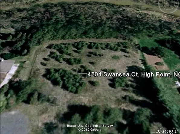 4204 Swansea Ct, High Point, NC 27265