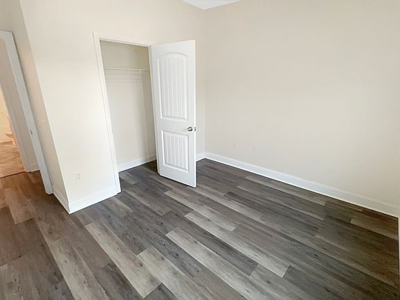 4th image of 98 Cole Ct SE