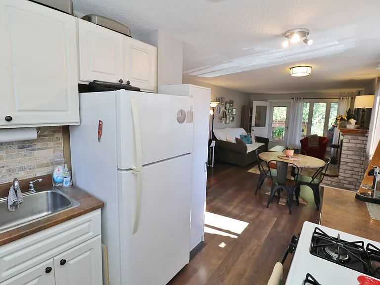 15 Laurie Ct #A — Photo 13
