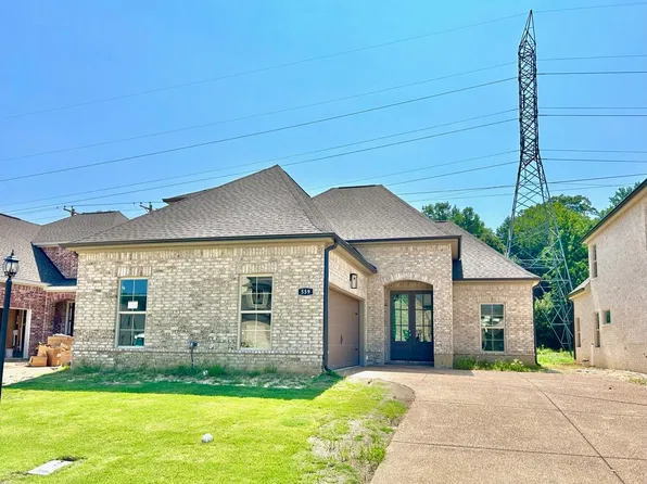 559 Rosalie Woods Dr, Cordova, TN 38018