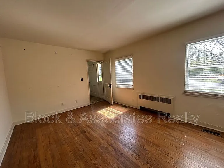2509A Miller Park Cir — Photo 7