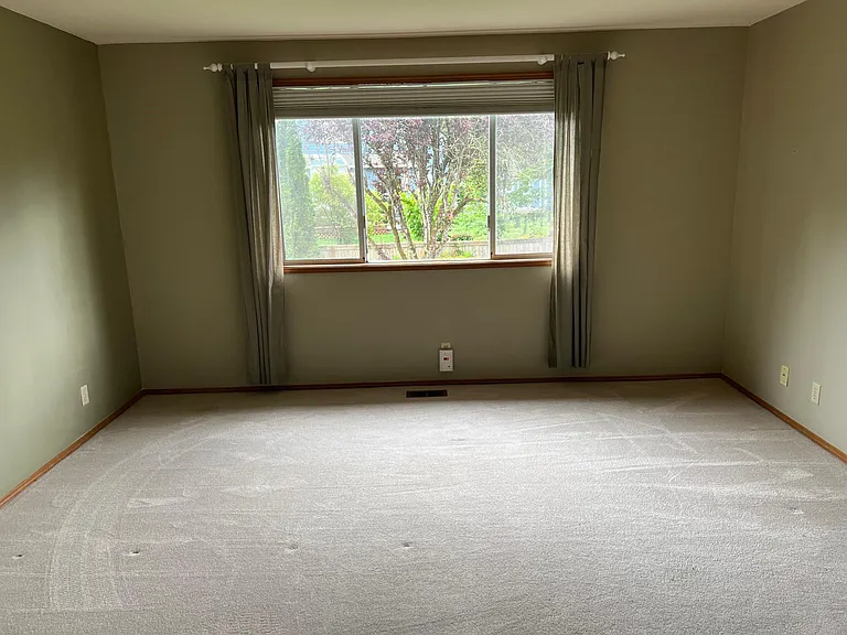 23713 NE 25th Way — Photo 11