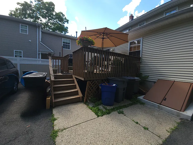 72 Prospect St #A — Photo 28