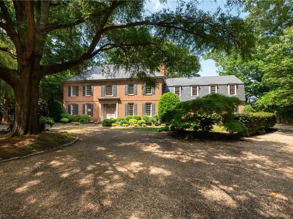 1536 E Bay Shore Dr, Virginia Beach, VA 23451