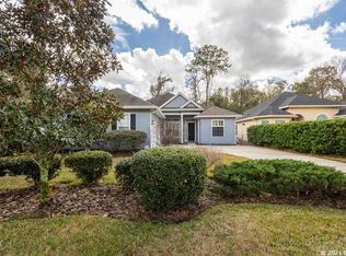 8551 SW 26th Ln, Gainesville, FL 32608