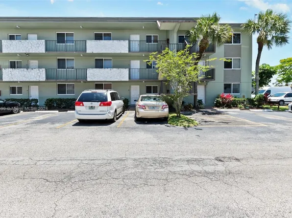 5935 Del Lago Cir APT 208, Sunrise, FL 33313