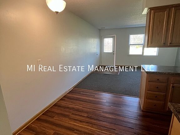 4th image of 7613 48th Ave APT 4